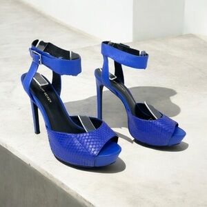 NEW Kurt Geiger Cobalt Blue Platform Peep Toe Heeled Sandals Size 40